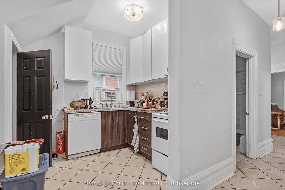 548 MacLaren Street, Ottawa, ON