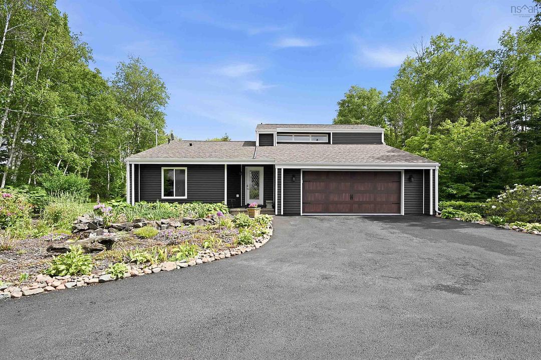 320 Cove Road, Economy, NS