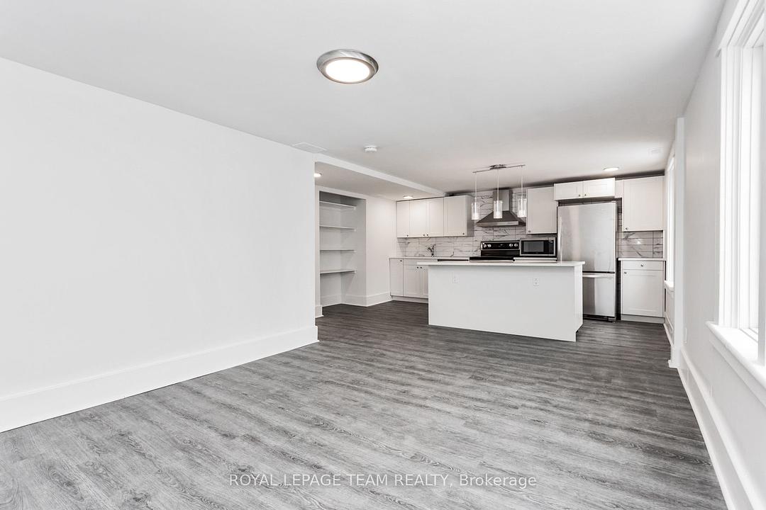 790 Bronson Avenue, Ottawa, ON