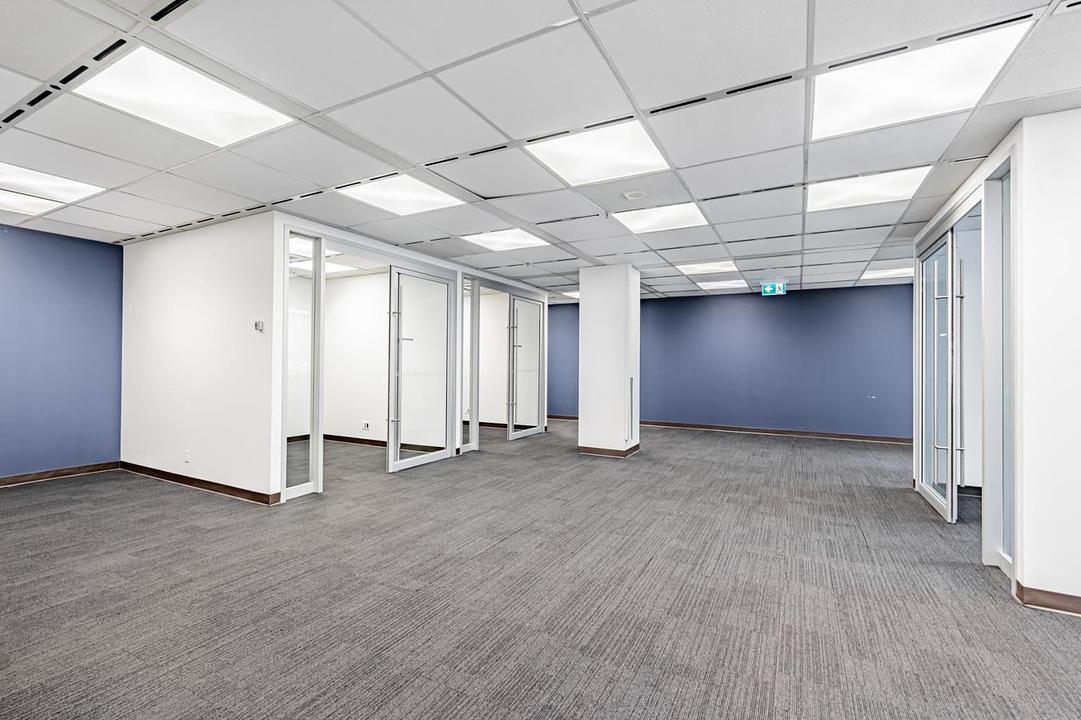 500 - 4 King Street West, Toronto, ON