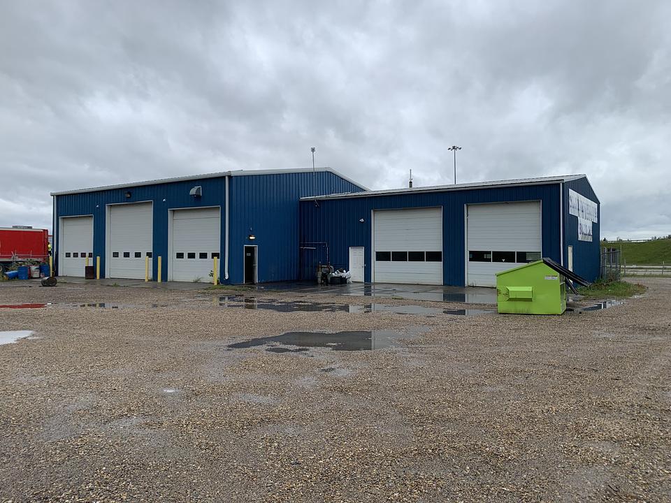 B - 4827 47 Avenue, Entwistle, AB