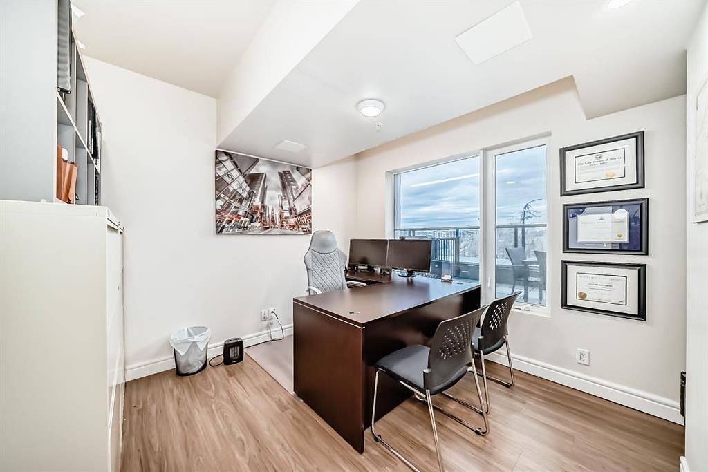 503 - 922 5 Avenue Southwest, Calgary, AB
