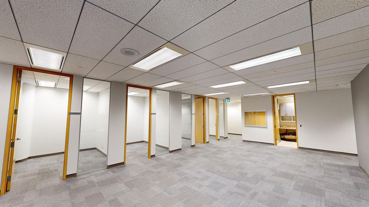 600 - 999 Boulevard De Maisonneuve Ouest, Montreal, QC