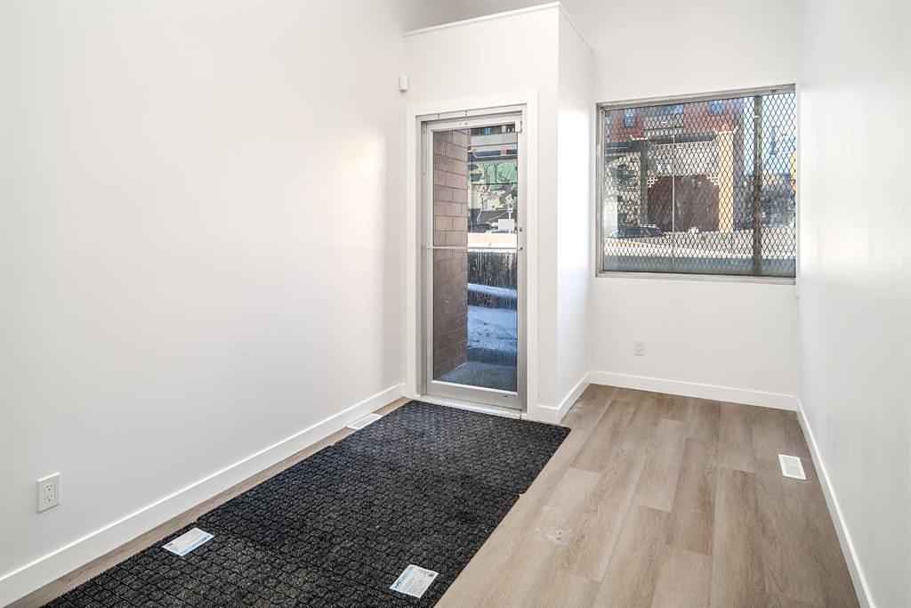 200 Centre Street South, Calgary, AB