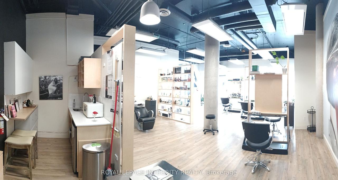 100 - 100 Murray Street, Ottawa, ON