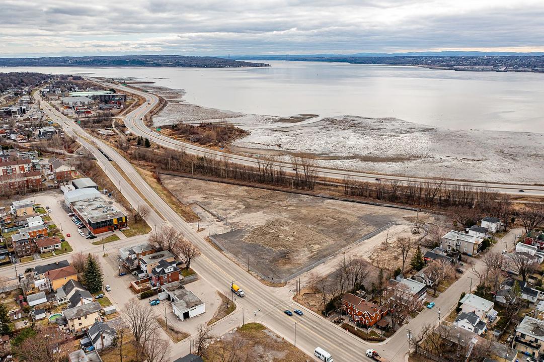 3360 Boulevard Sainte-Anne, Québec, QC