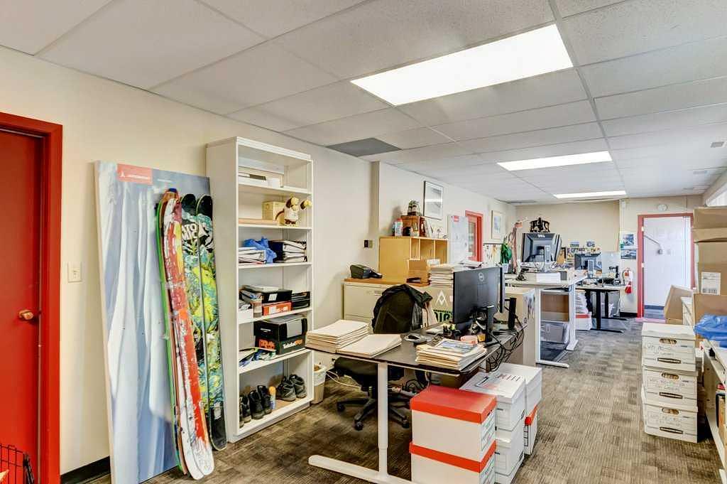 106 - Jay Street, Banff, AB