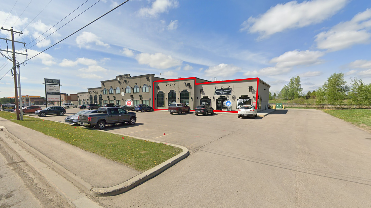 101 & 105 - 3919 49 Ave, Stony Plain, AB
