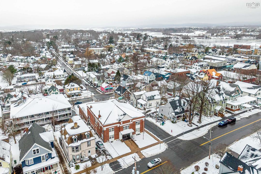 240 King Street, Windsor, NS