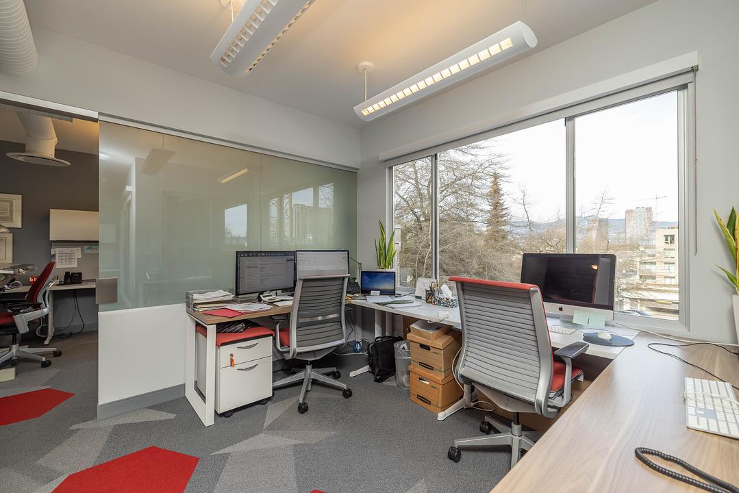 300 - 1622 W 7th Ave, Vancouver, BC