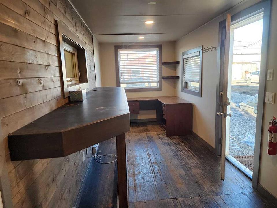 125 River Avenue, Cochrane, AB