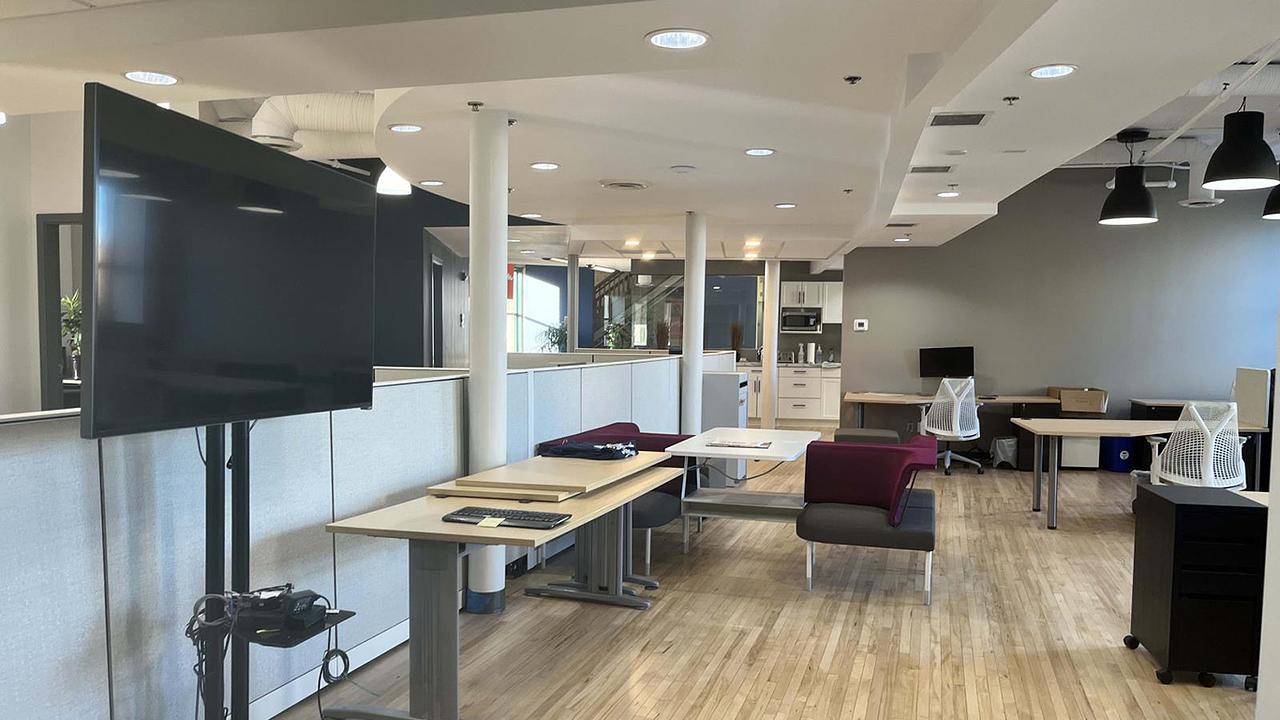 West Unit - 211 Bannatyne Ave, Winnipeg, MB