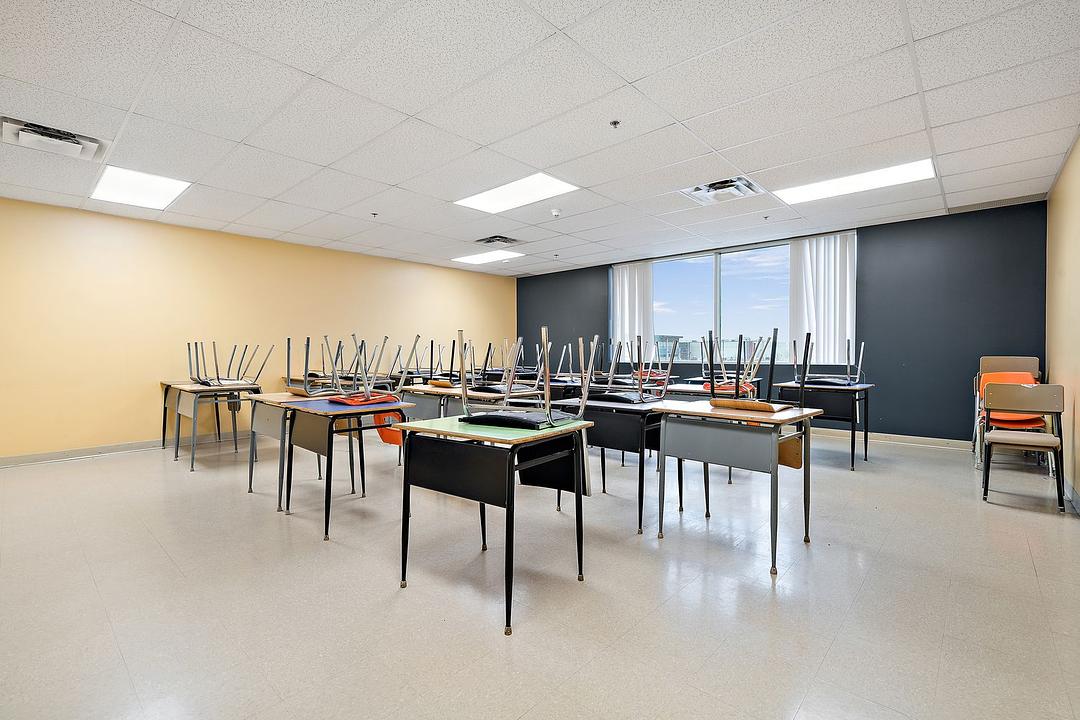 1555 Boulevard Lionel-Boulet, Varennes, QC