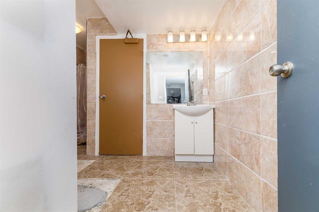 4419 55 Street, Red Deer, AB