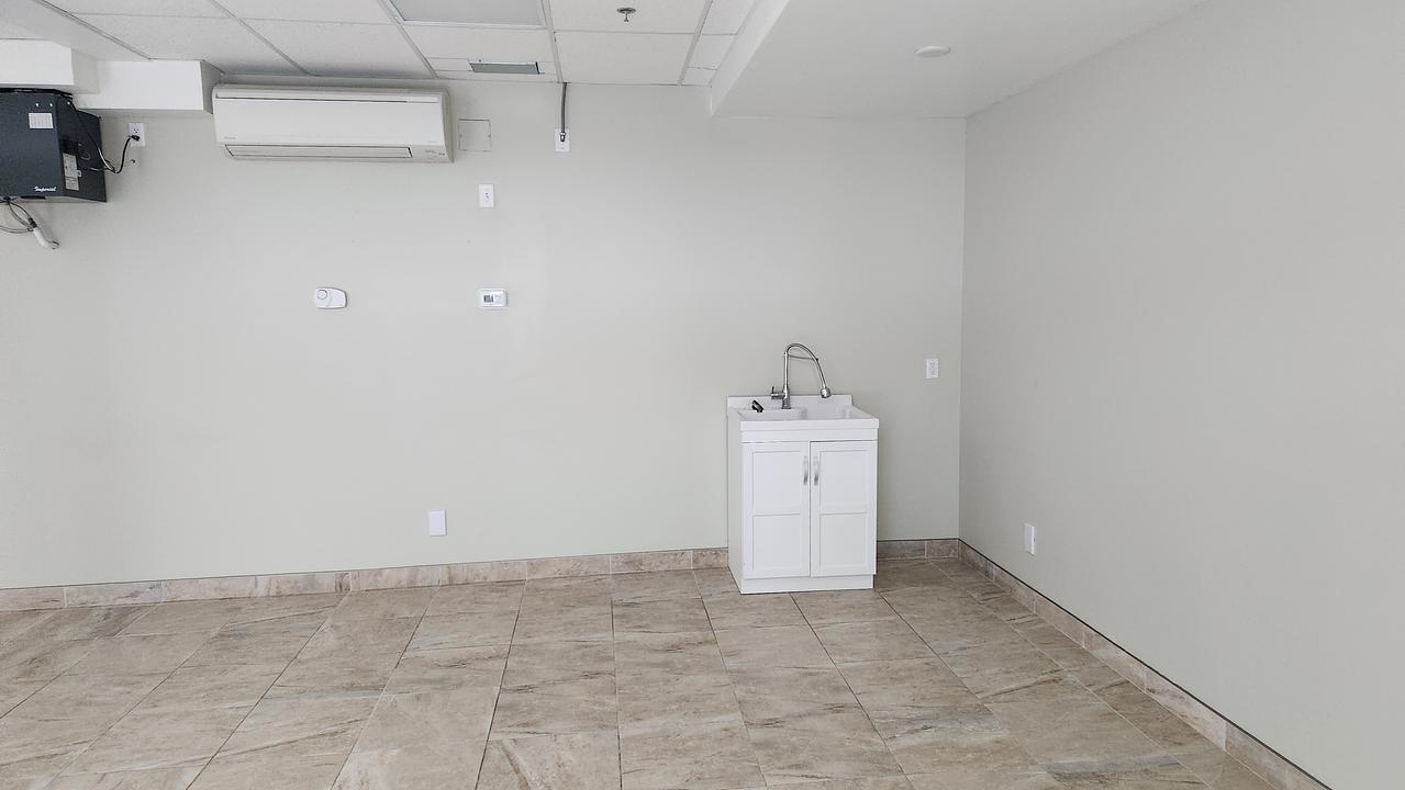 135 - 535 Main Street, Penticton, BC