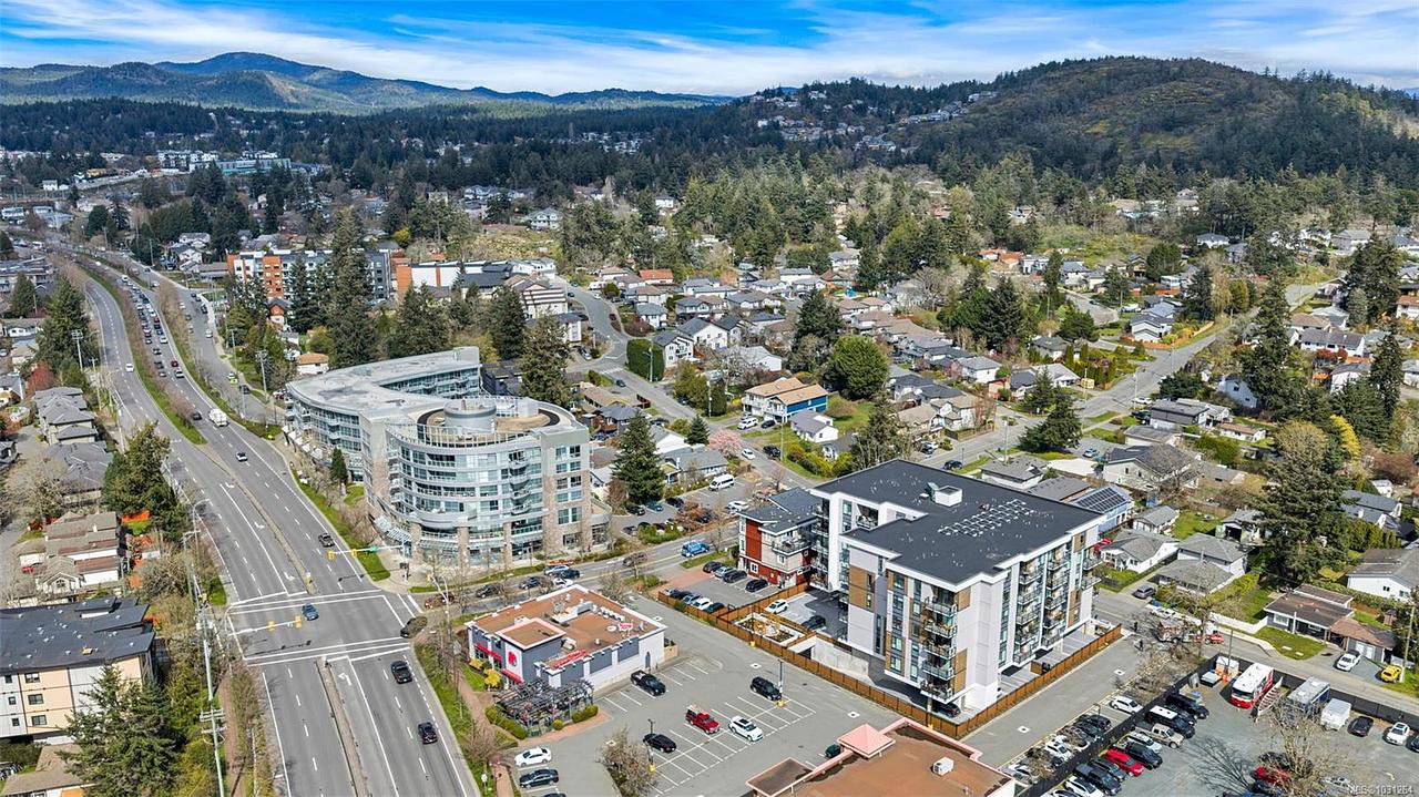 #111 - 689 Hoffman Avenue, Victoria, BC