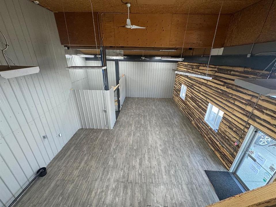 B - 6223 48 Avenue, Camrose, AB