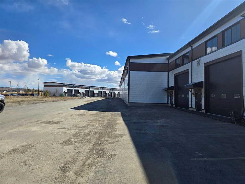 301 - 5 River Heights Drive, Cochrane, AB