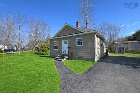 112 North Street, Bridgewater, NS