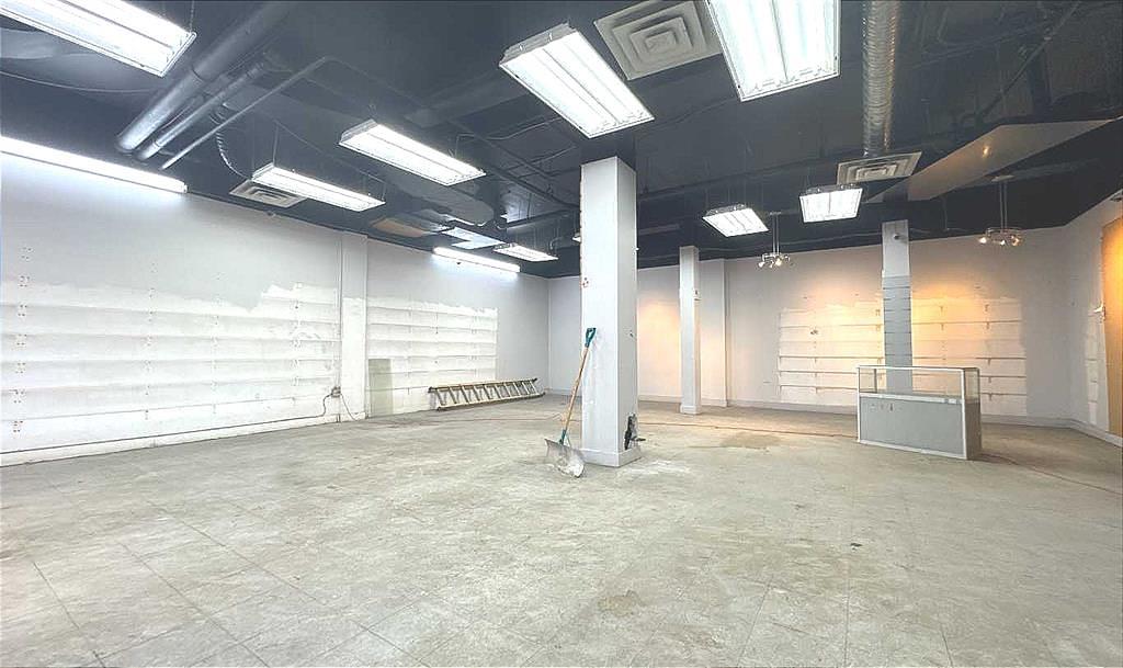 105 - 233 Centre Street South, Calgary, AB