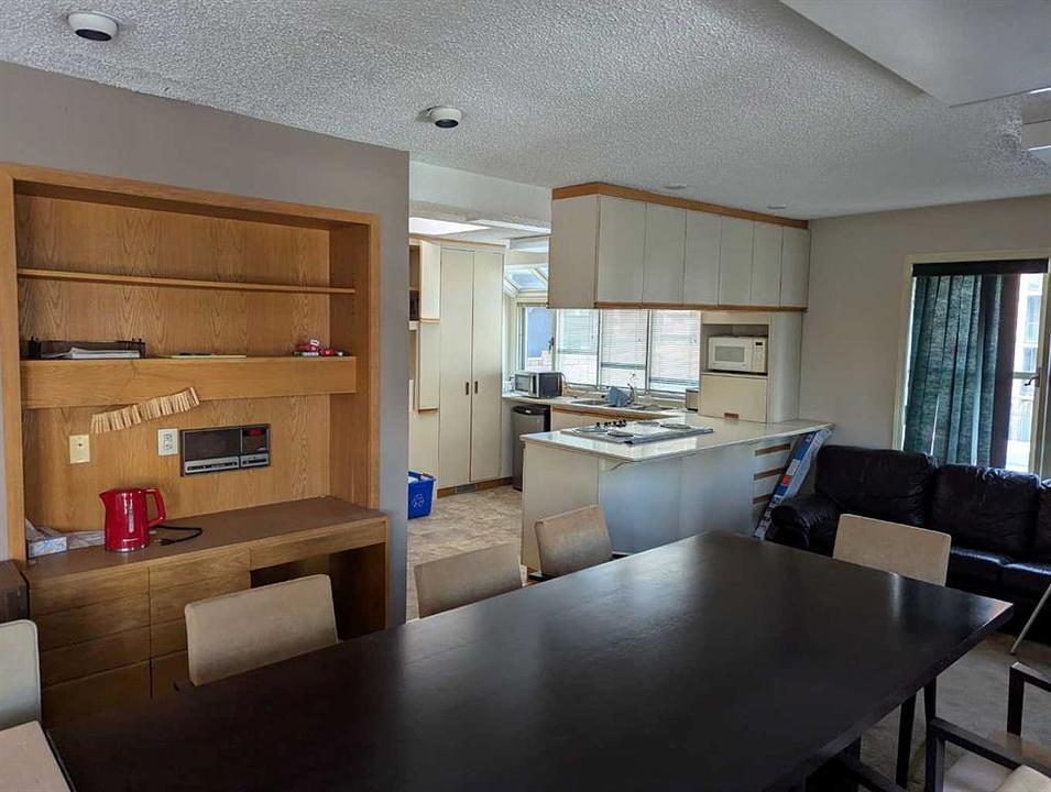 1401 2 Street Southwest, Calgary, AB
