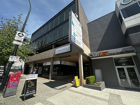 1124 Lonsdale Ave, North Vancouver, BC
