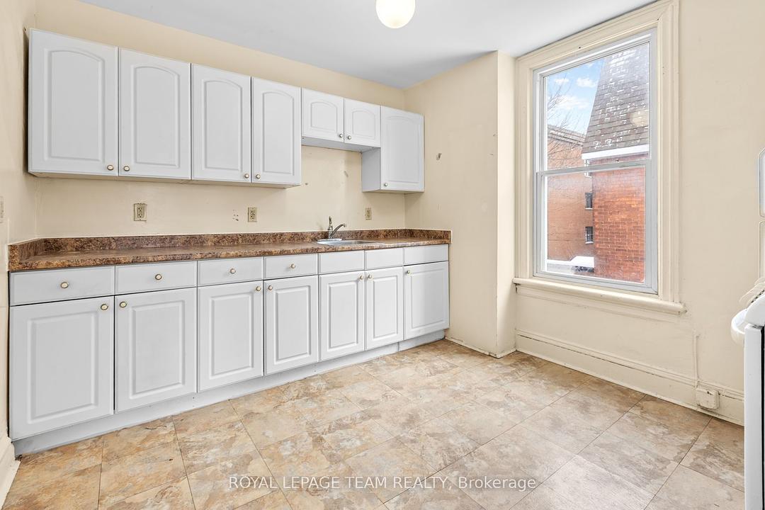 498 Gladstone Avenue, Ottawa, ON