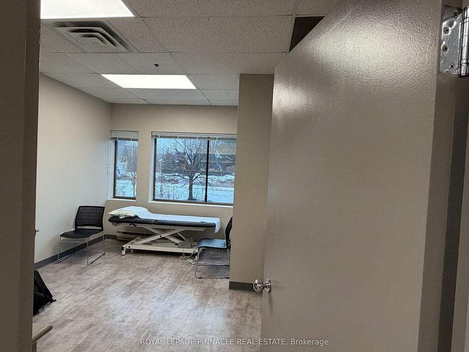 204-01 - 565 Sanatorium Road, Hamilton, ON
