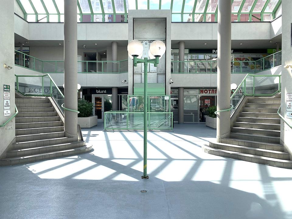 227 - 1433 Lonsdale Avenue, North Vancouver, BC