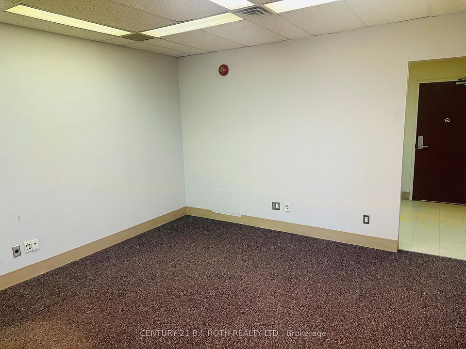 301,302,303 - 34 Simcoe Street, Barrie, ON