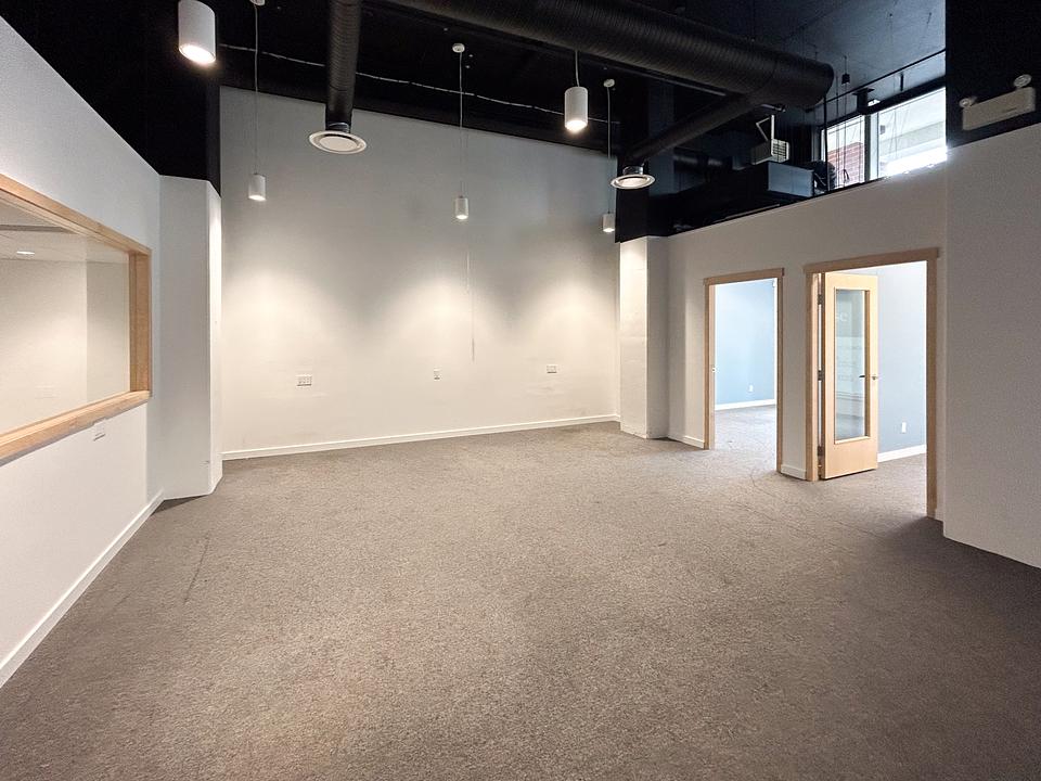 110 - 780 Fisgard St, Victoria, BC
