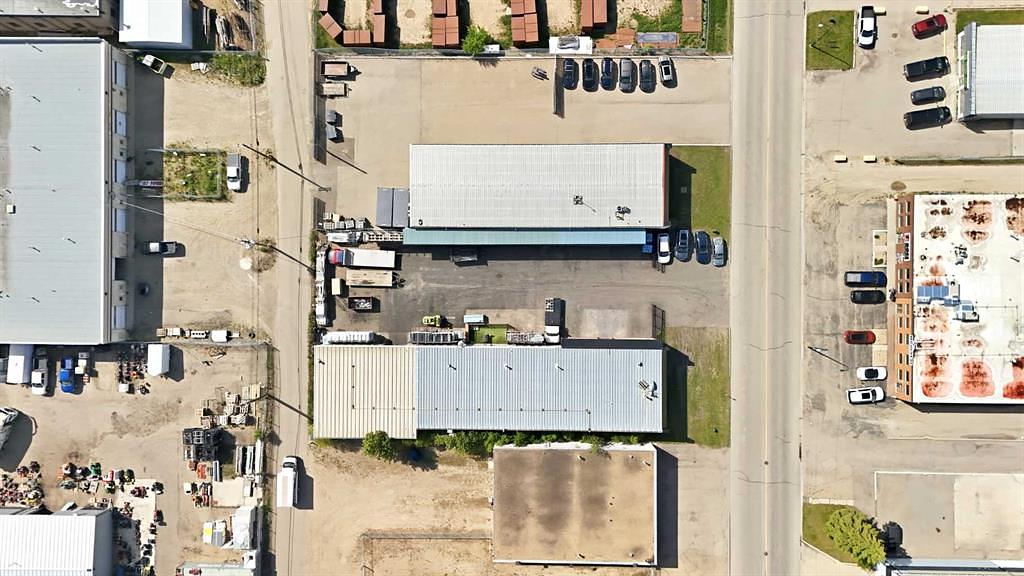 6785 52 Avenue, Red Deer, AB