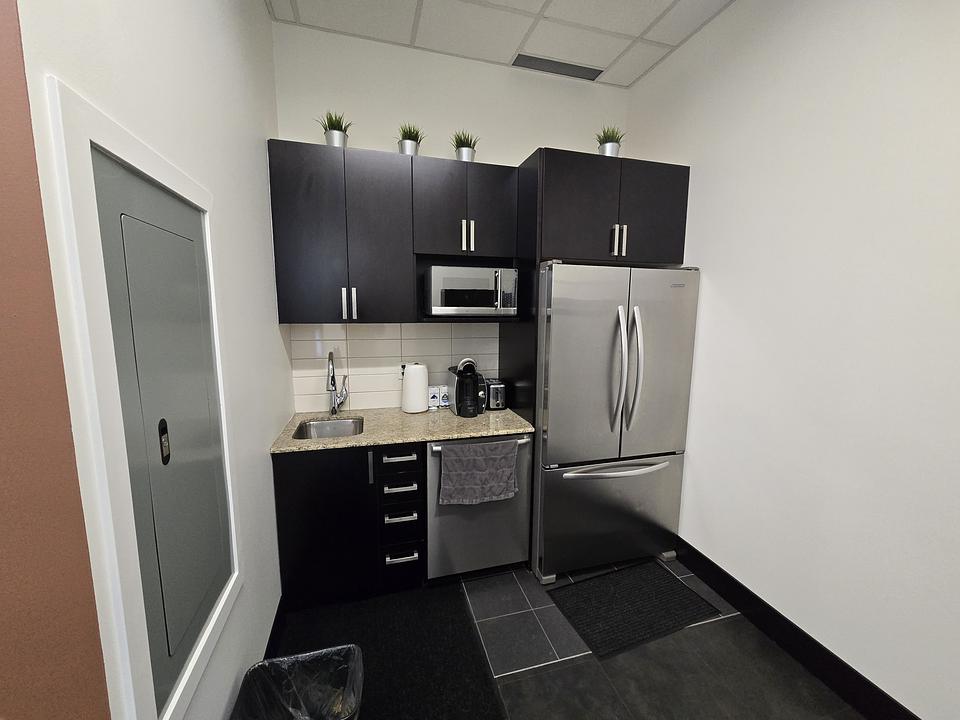 611 - 888 4 Avenue Southwest, Calgary, AB
