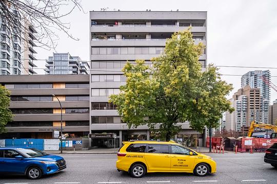 1160 Burrard St, Vancouver, BC