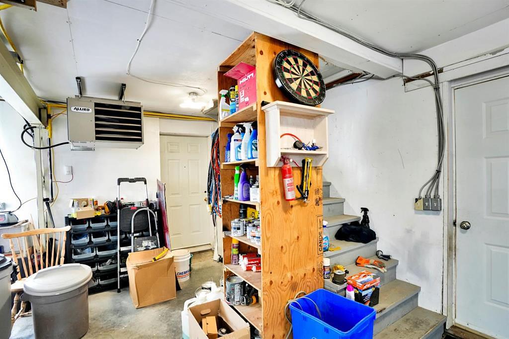 8-1415 sec 582 Highway, Didsbury, AB