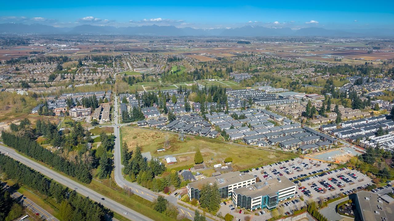 2660 Croydon Drive, Surrey, BC