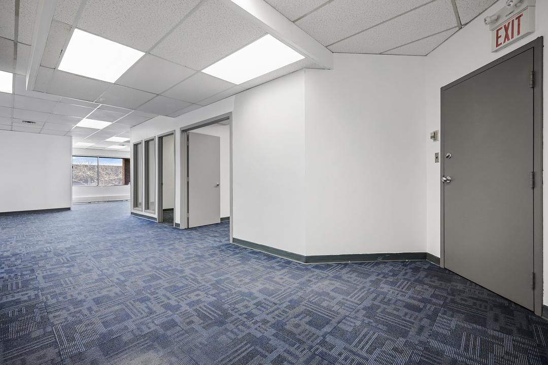 220 - 3016 19 Street Northeast, Calgary, AB