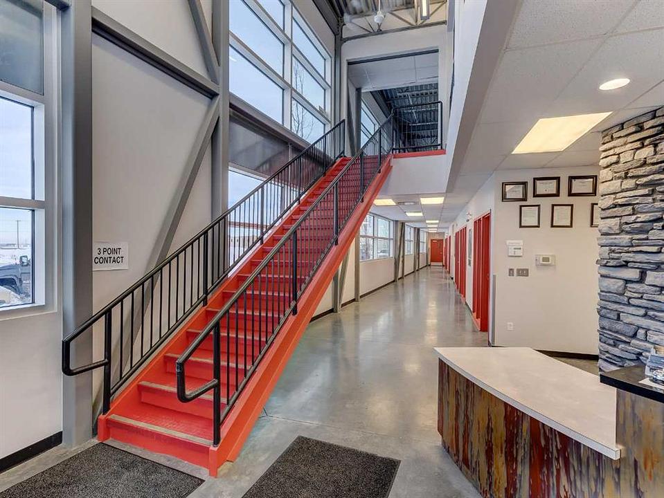 2nd Floor - 5531 70 Avenue, Lloydminster, AB