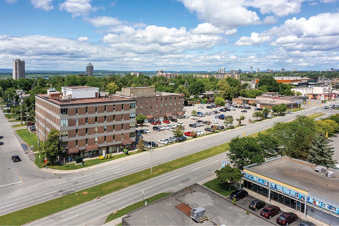 423 - 2249 Carling Ave, Ottawa, ON