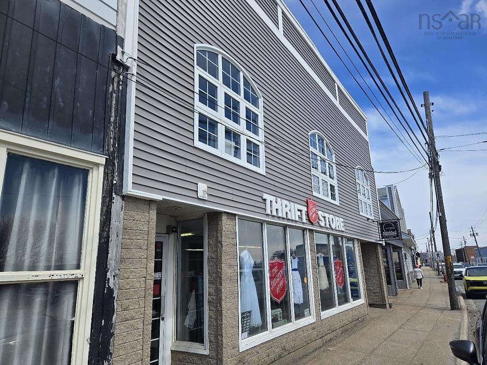 208 Commercial Street, North Sydney, NS