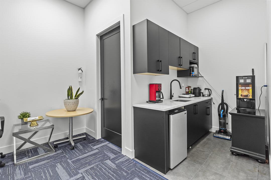 220 - 1779 Clearbrook Road, Abbotsford, BC