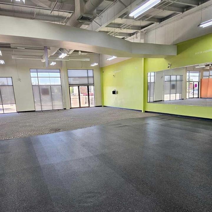 7 - 2020 Strachan Road Southeast, Medicine Hat, AB