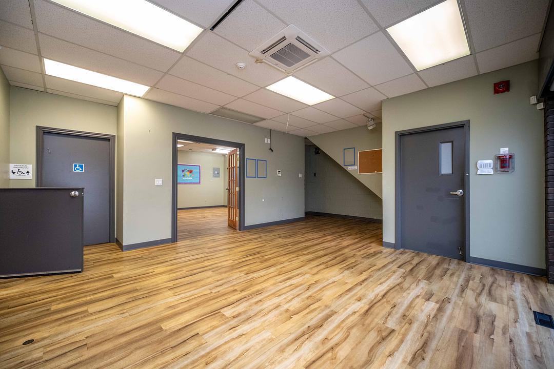 7009-7011 - 7009 Kingsway, Burnaby, BC