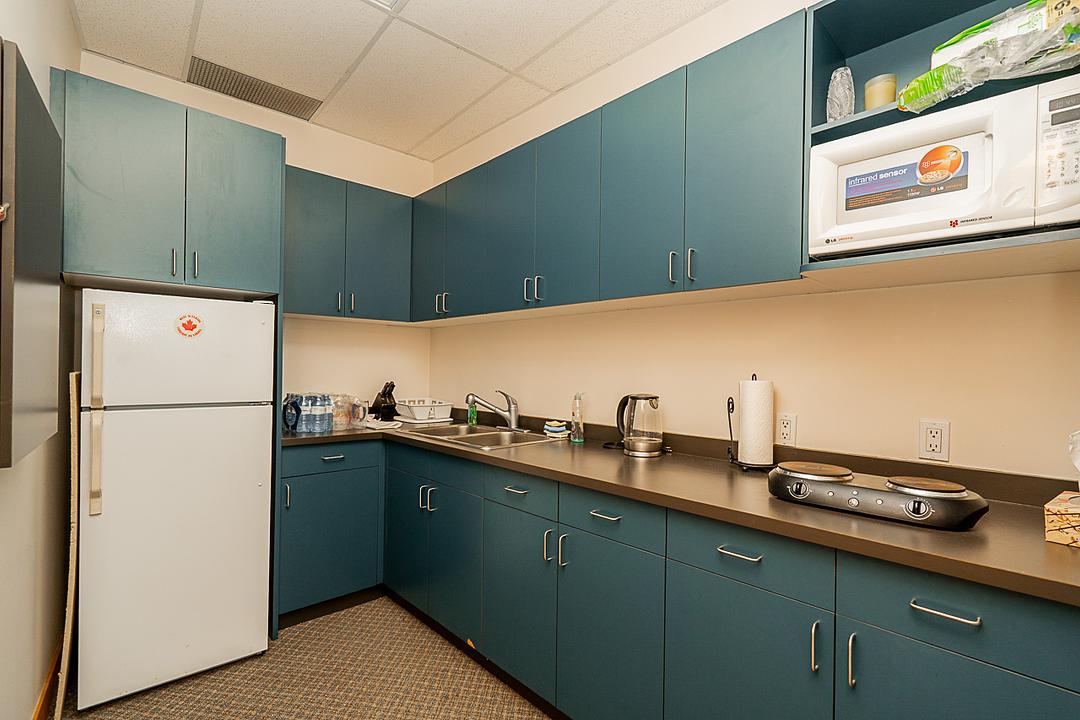 613, 615 - 4538 Kingsway, Burnaby, BC