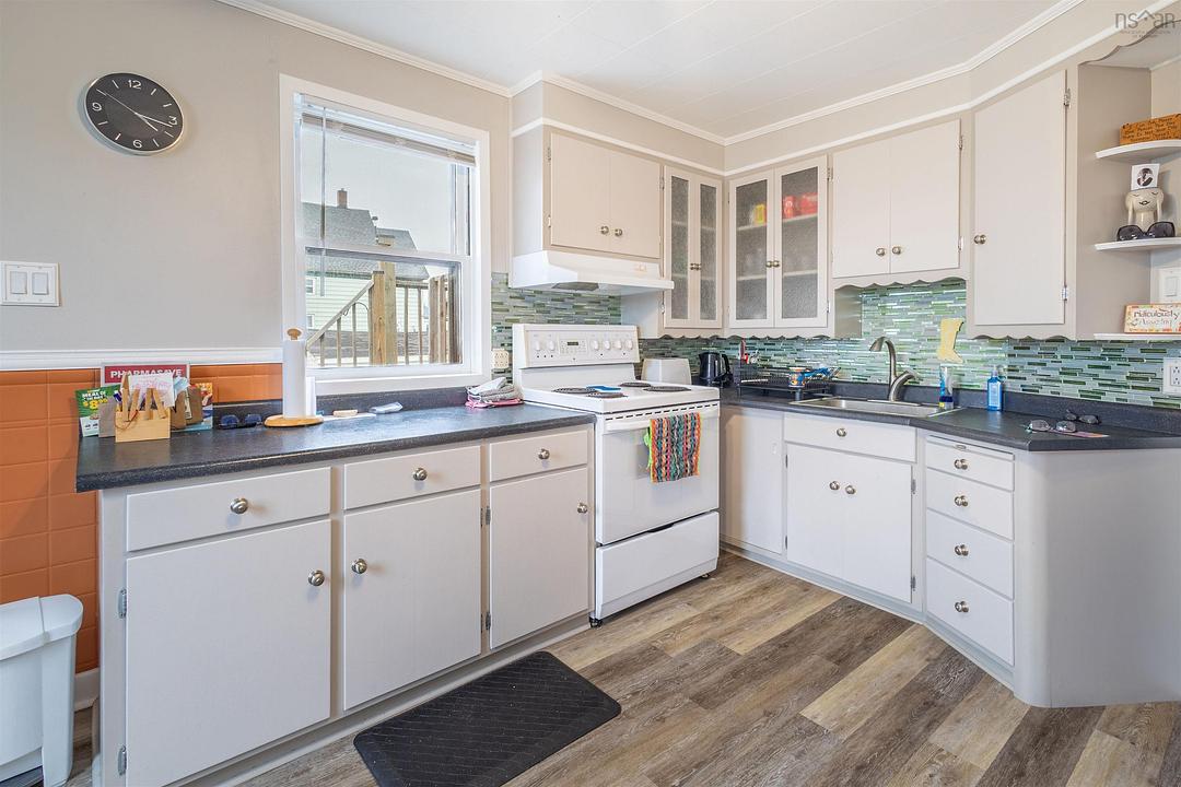 757 Victoria Road, Sydney, NS