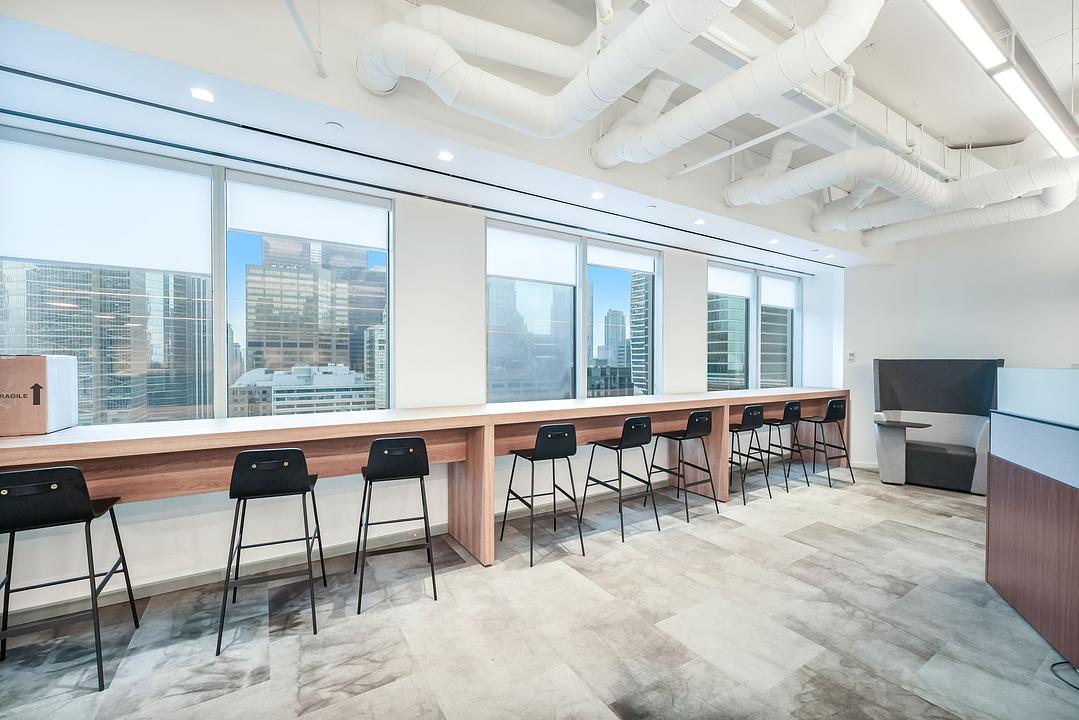 1405 - 225 King Street West, Toronto, ON
