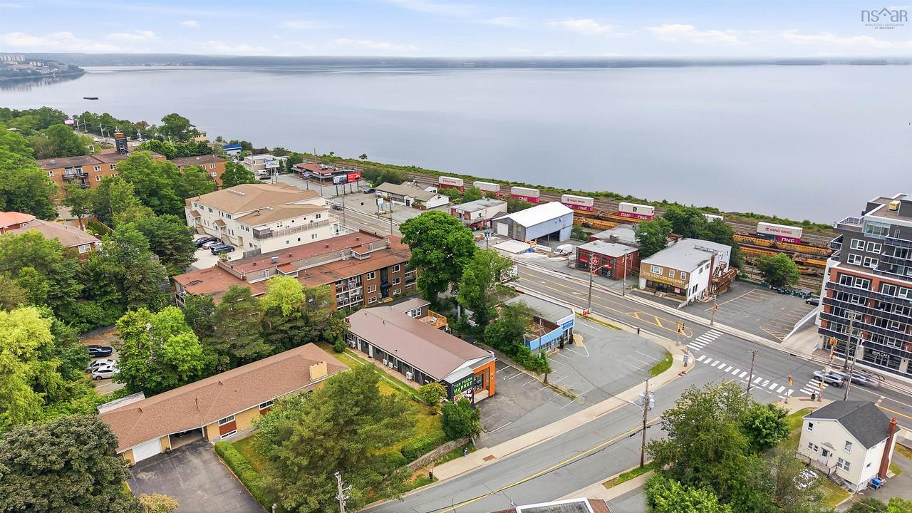 1 Flamingo Drive, Halifax, NS