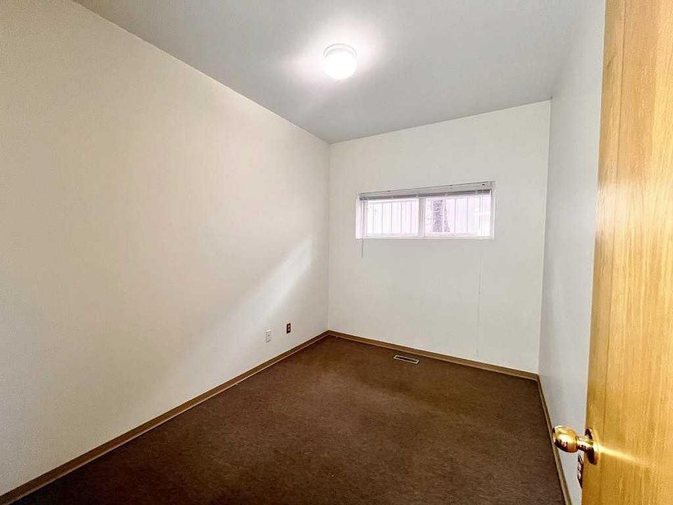 4131 Bow Trail Southwest, Calgary, AB