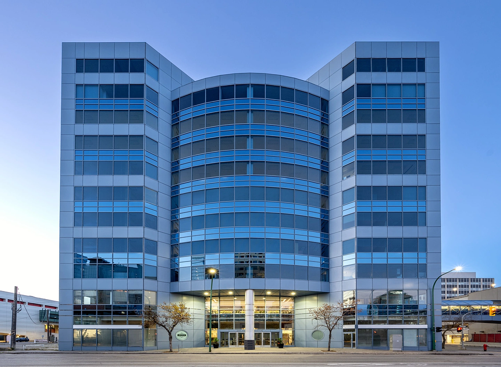 0210 - 400 Saint Mary Avenue, Winnipeg, MB