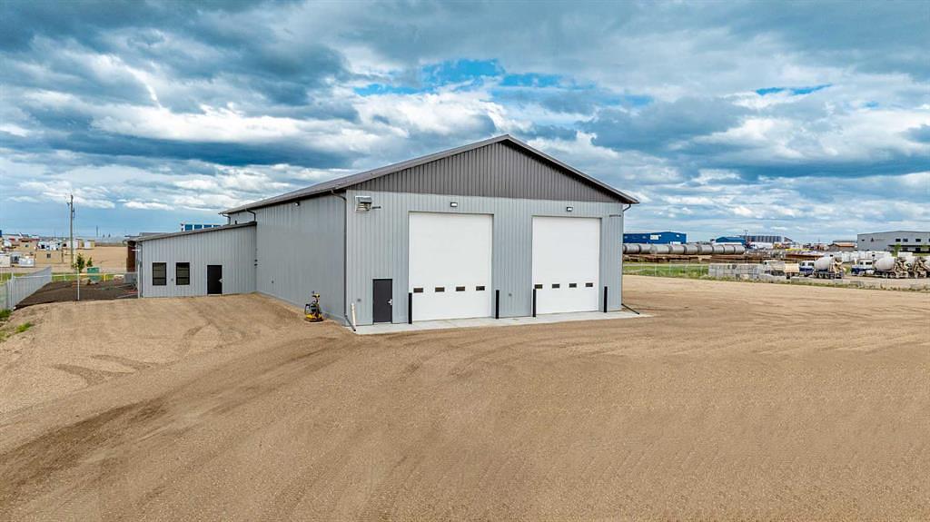 14902 94 Street, Grande Prairie, AB